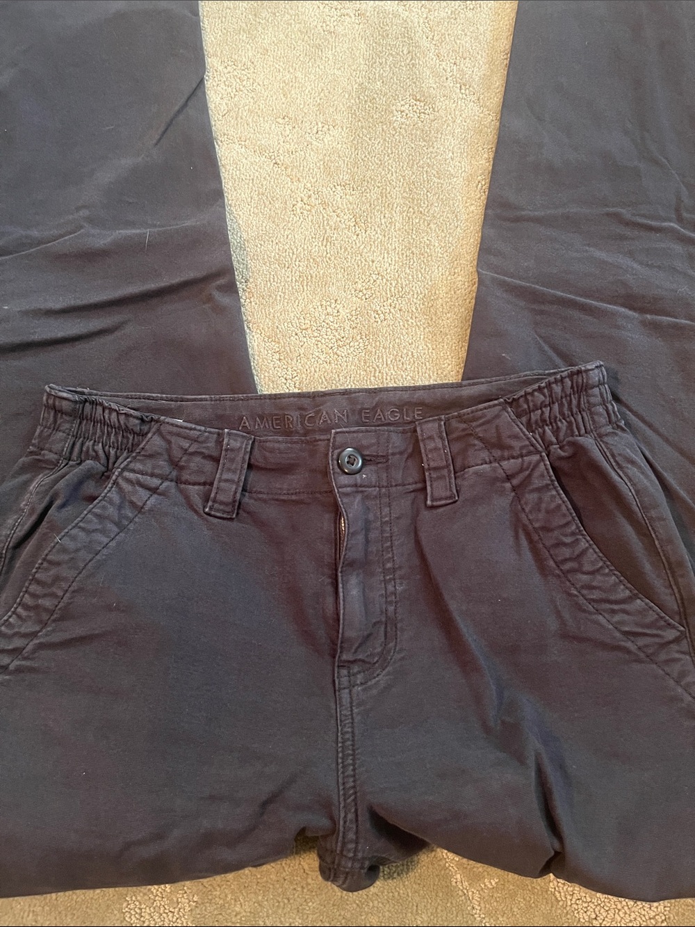 American Eagle Outfitters Black Cargo Pants with Side Pockets - Picture 3 of 5